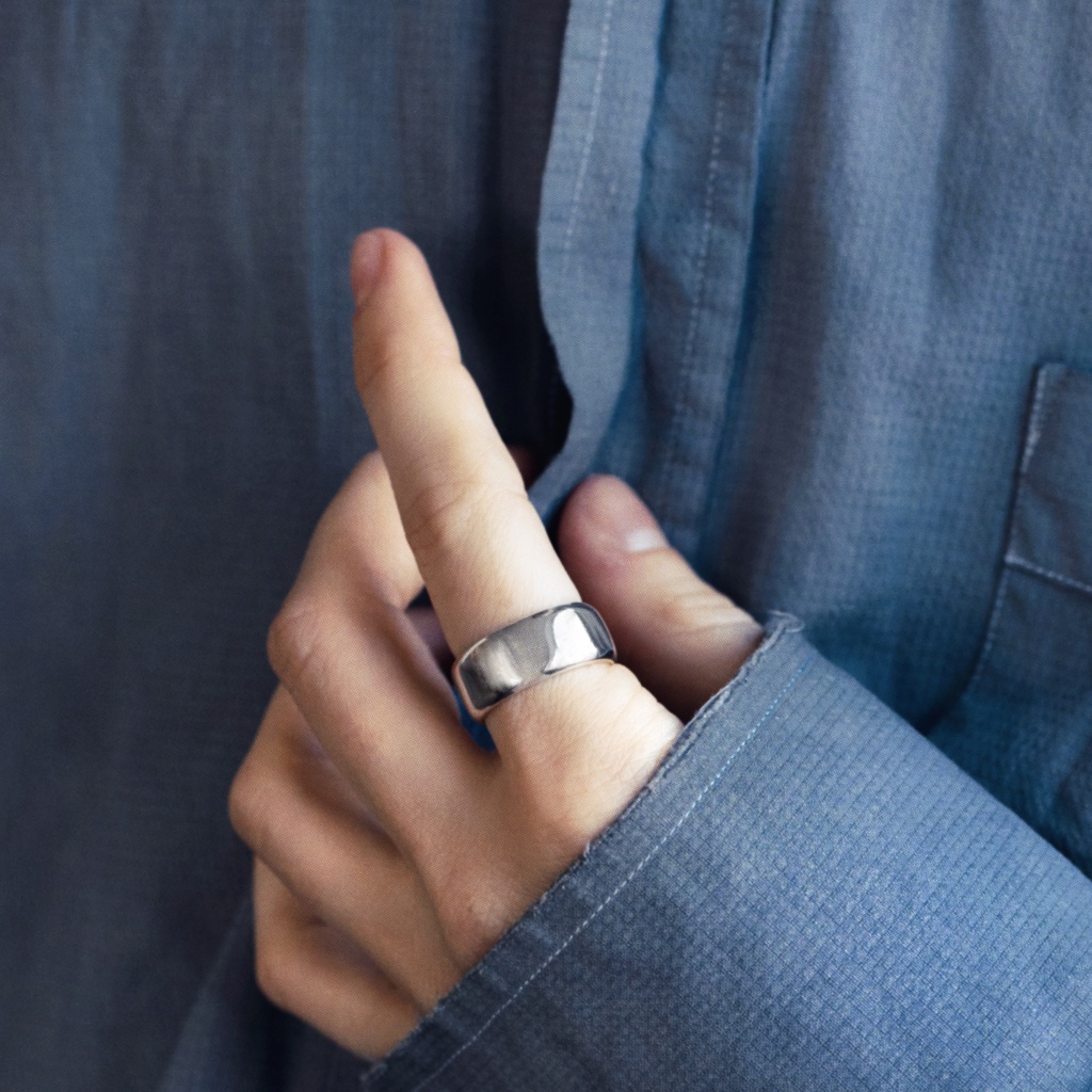 スピネリ キルコリン リミテッドストアでフープピアスが新登場