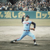 日本シリーズの中日戦で投…：「マサカリ投法」の名投手 村田兆治さん