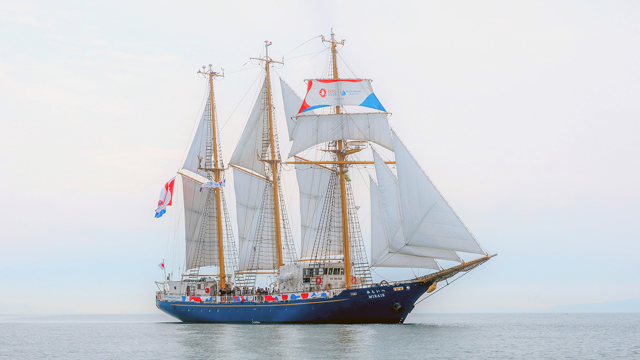 特定非営利活動法人 ゼリ・ジャパンと「帆船 BLUE OCEAN みらいへ」の