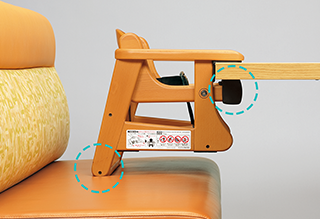 コンビウィズの外食施設向け乳幼児用補助椅子BU-11・13は外食施設や