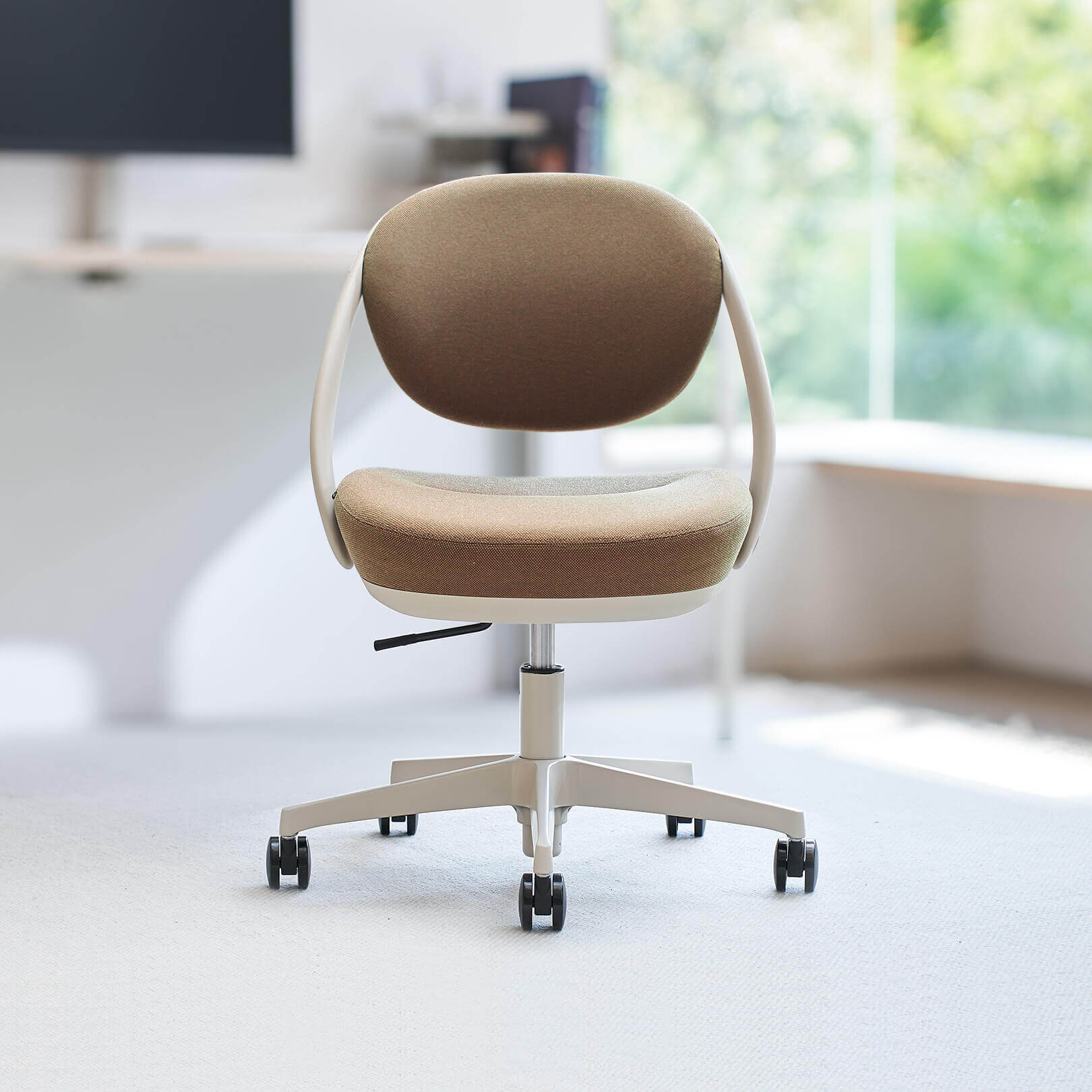 Parabel 在宅チェア［パラベル］｜株式会社オカムラ