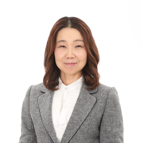 横山 弥枝 | 沖縄大学