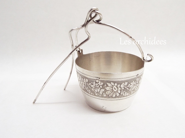 フランス アンティーク シルバー純銀 花模様 ティーストレーナー