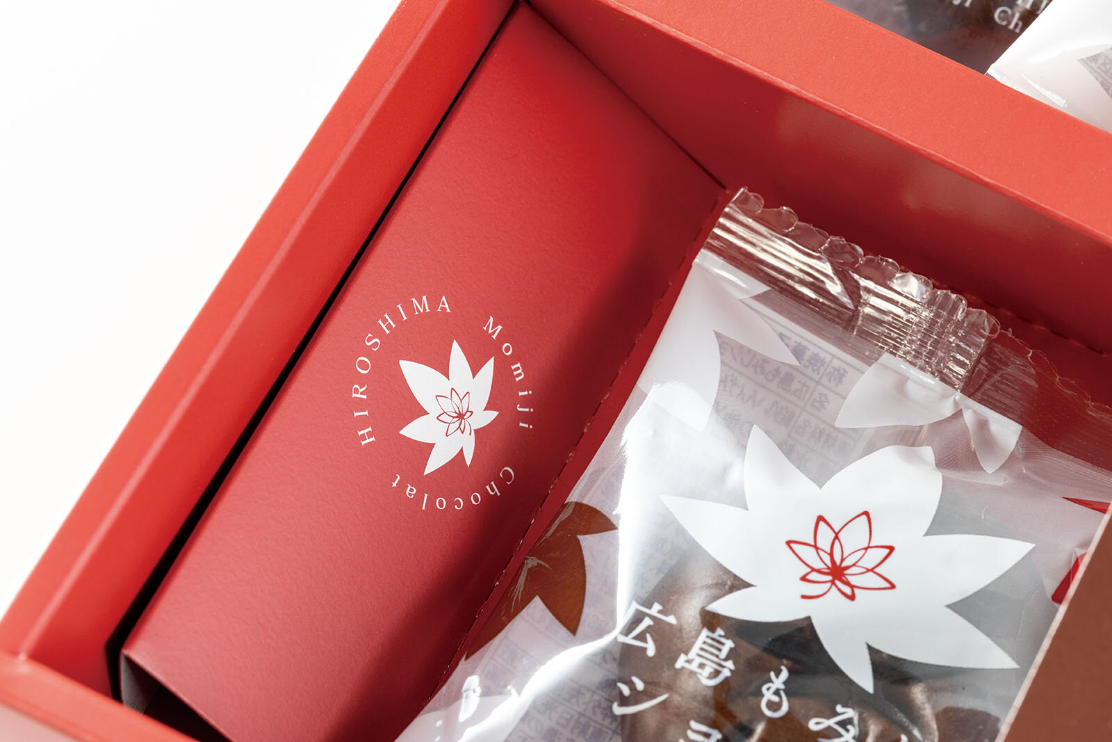 Hiroshima Momiji Chocolate | Carton Package | OSAKA SEALING