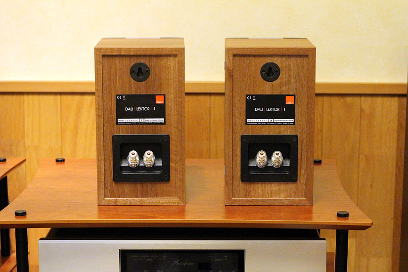 中古品】DALI/スピーカー/LEKTOR1(ペア):ライトウォールナット 高級