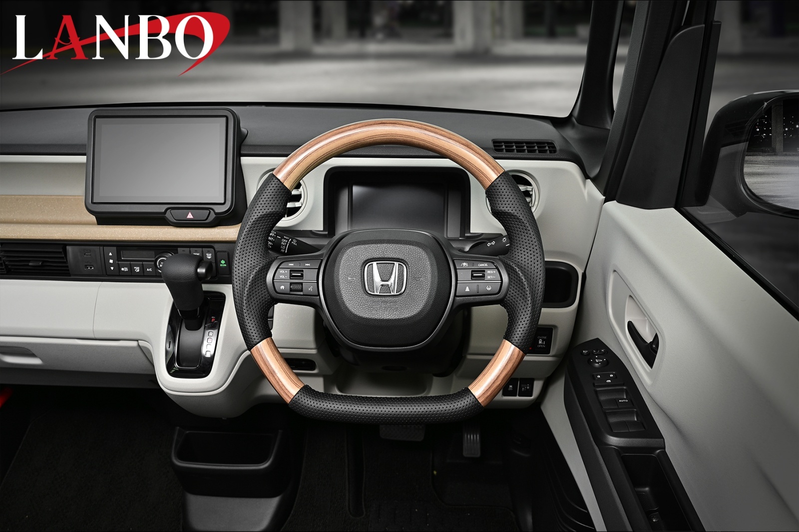 LANBO オリジナルステアリング ガングリップ［フリード GT系］