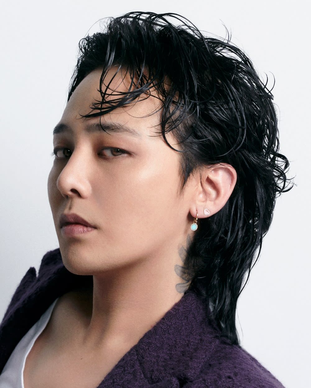 8 Highlights of G-Dragon's Art and Archive at JOOPITER Auction