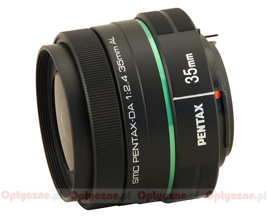 Pentax smc DA 35 mm f/2.4 AL review - Build quality - LensTip.com