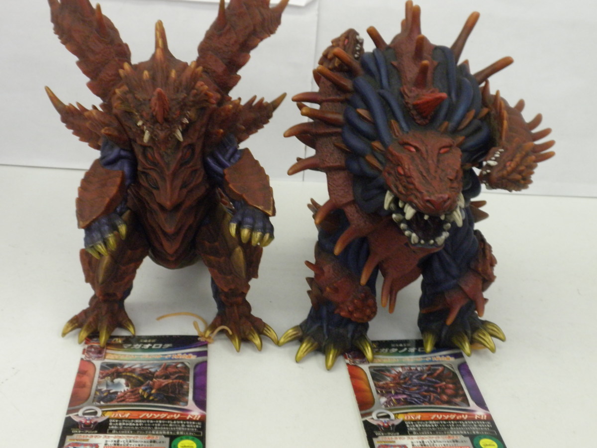 バンダイ ウルトラ怪獣DX マガオロチ マガタノオロチ 2体セット