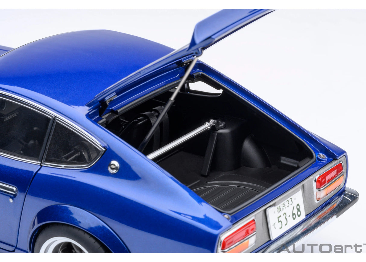 AUTOart 1:18 Nissan Fairlady Z Wangan Midnight Akuma no Z, Comic