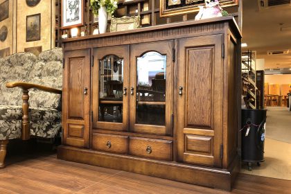 EZO – 木匠舘マイドゥ｜飛騨の家具,飛騨産業大阪ギャラリー,一枚板