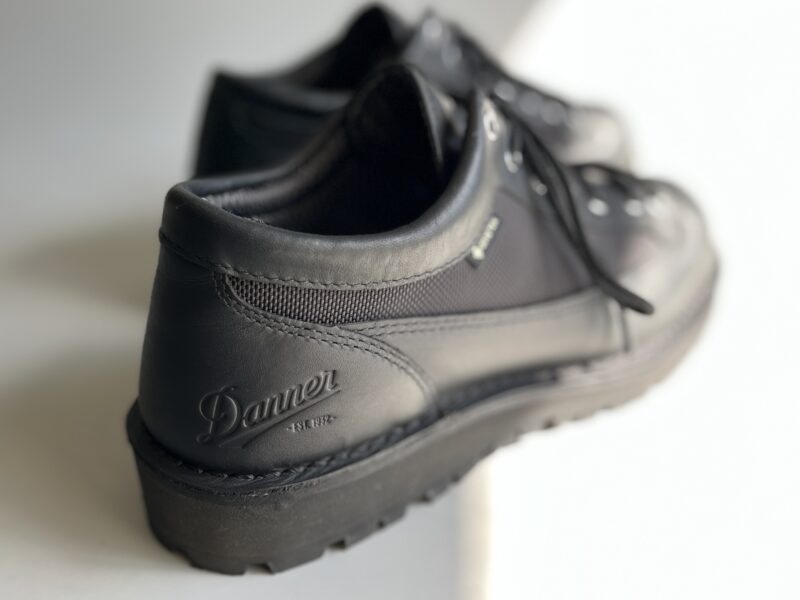 ダナーフィールドロー】をレビュー！履き心地や服装もご紹介！ | だま