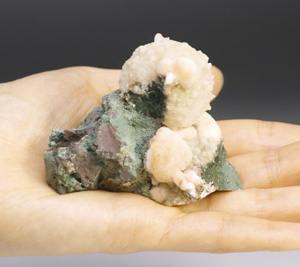 トムソン沸石（トムソナイト）C460 MoonMadness