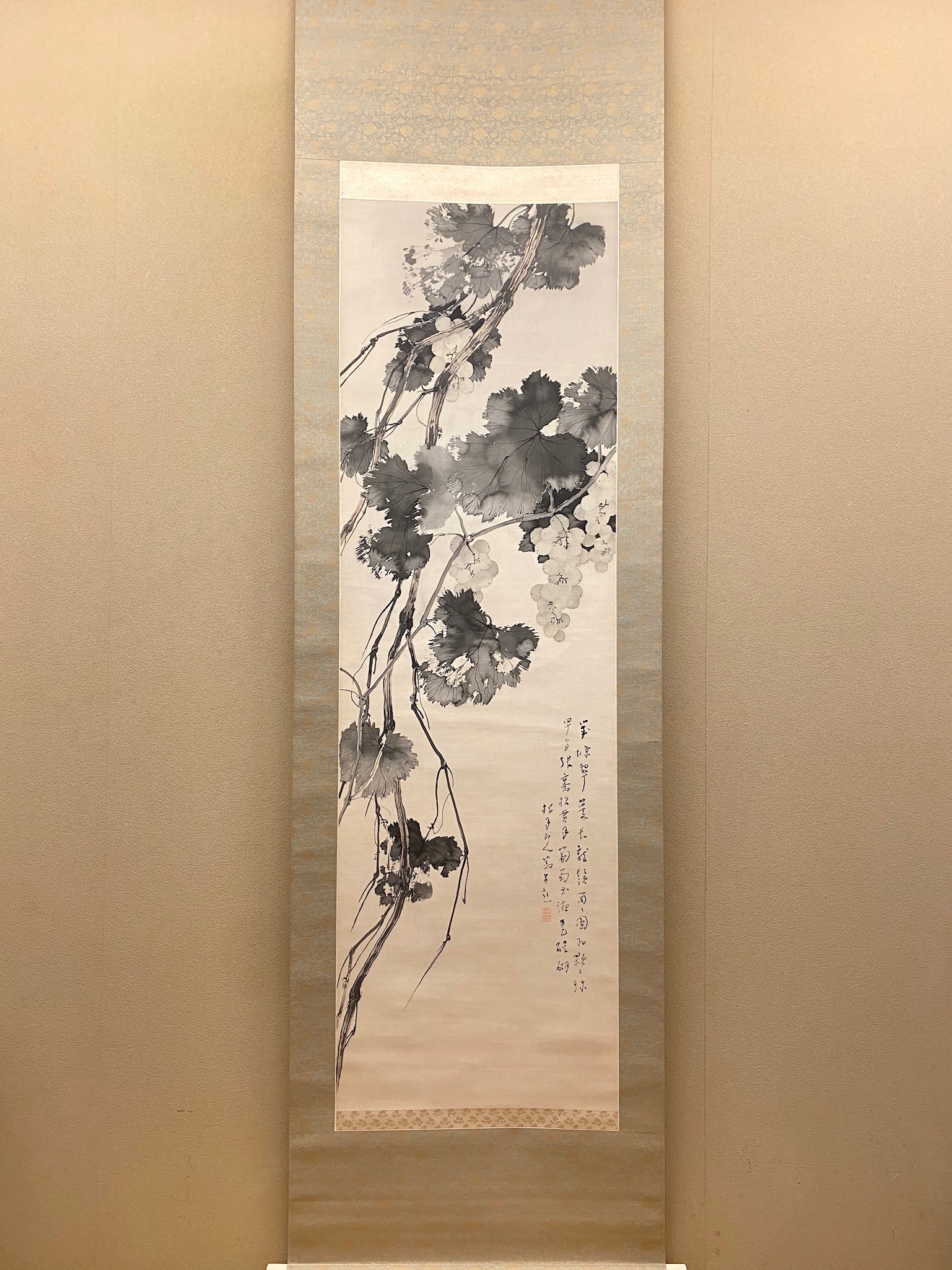 松林桂月 葡萄図｜古美術・掛け軸の販売・買取・鑑定-松本松栄堂