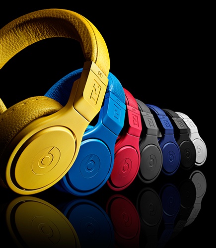 Beats、Fendiとコラボレーションした「Beats x Fendi Pro Headphone