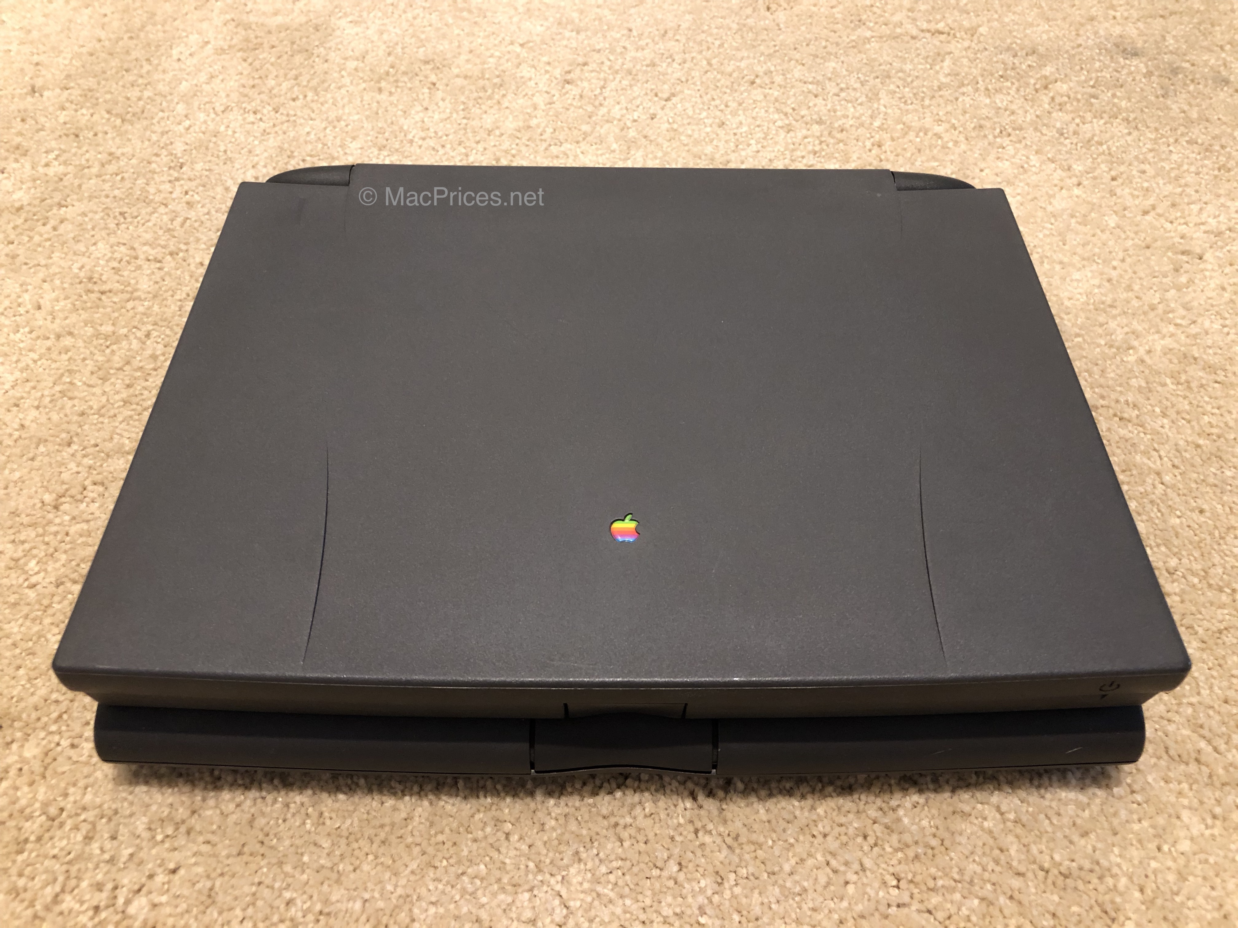 Rare Macs: The PowerBook 550c. Description, specifications, and