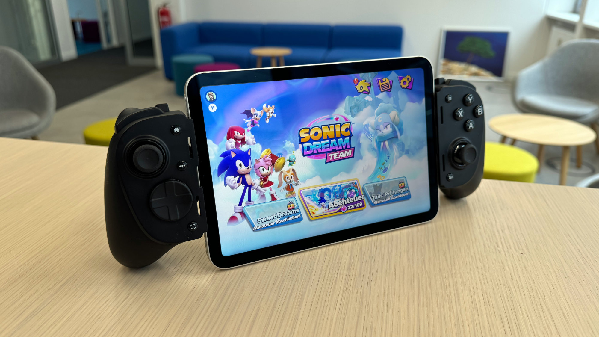 Razer Kishi Ultra review: The ideal game controller for the iPad