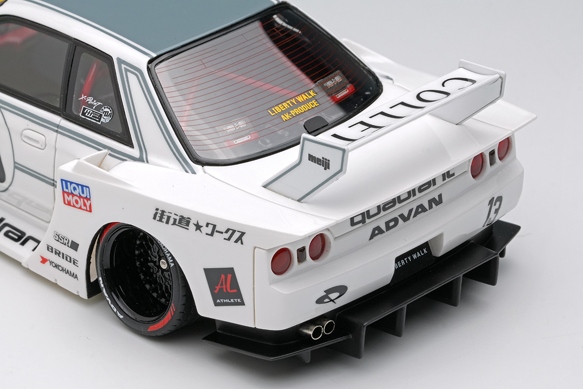 Make Up Co., Ltd. / LB-KAIDO WORKS NISSAN SKYLINE(R32) Tokyo Auto