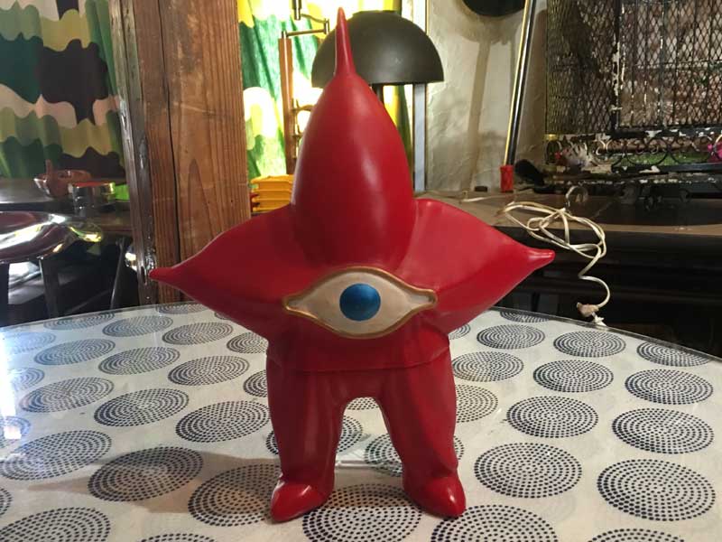 岡本太郎デザイン 「宇宙人東京に現る」パイラ人マーミット社の ソフビ