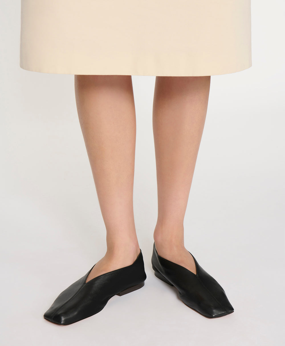 Square Soft V - Black