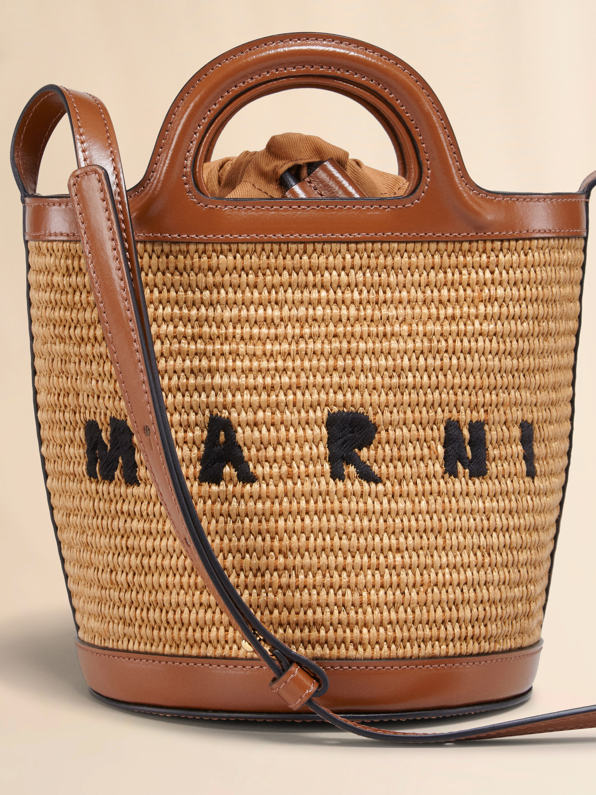 Tropicalia Small Bucket Bag in brown leather and raffia-effect
