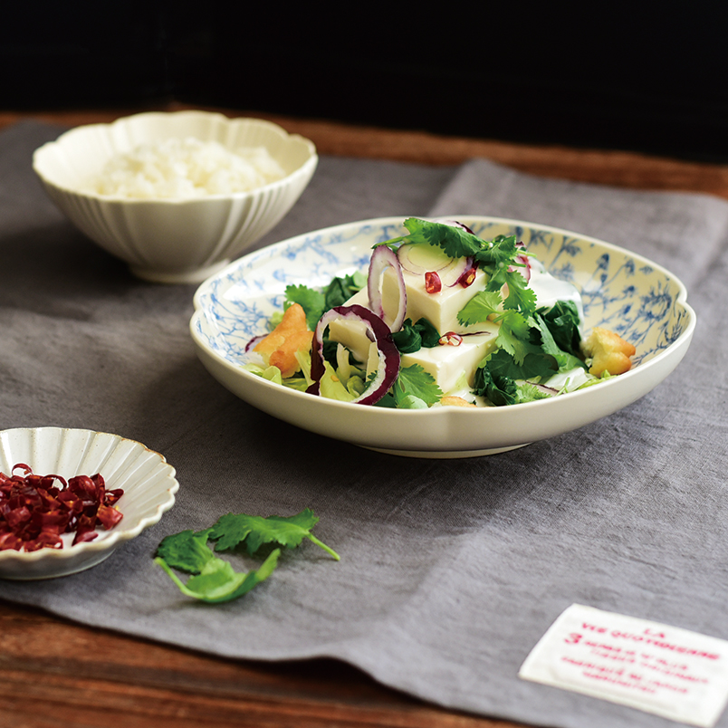 レコメンド :: 夏の器・青い器 :: カモミール 深皿 - マルミツウェブ