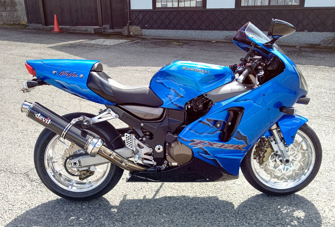 Ninja ZX-12R | ユーザーフォトライブラリー | 株式会社丸直 バイク事業部
