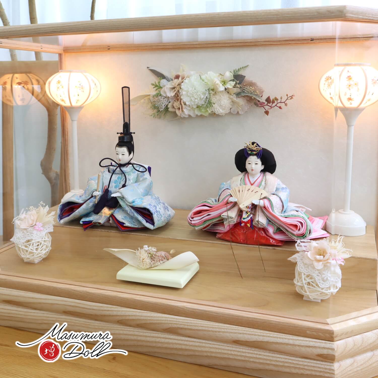 華峰作 芥子親王 淡水色桜尽くし 西陣織極上金襴 無地扇 白木枠六角