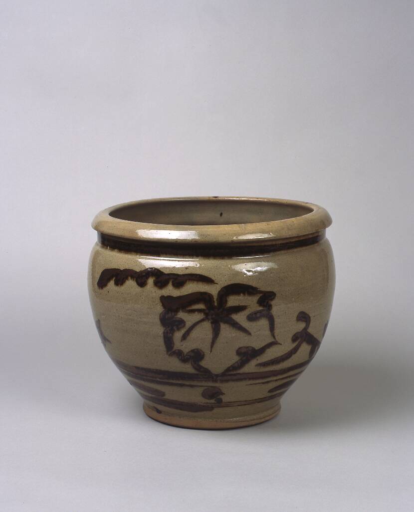 土焼鉄絵野葡萄模様水甕 – 兵庫陶芸美術館 収蔵品データベース