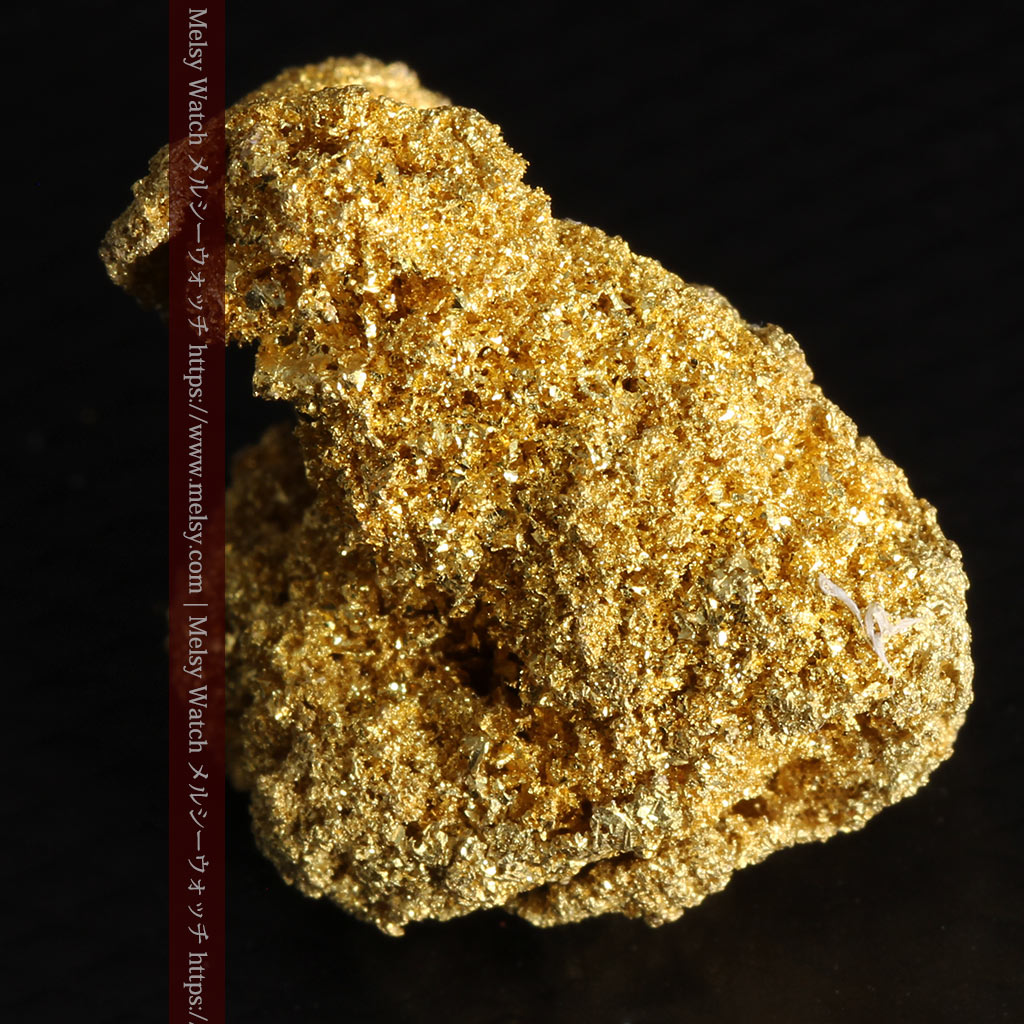 3.6gの砂金の集まりのような非常に微細・繊細な自然金