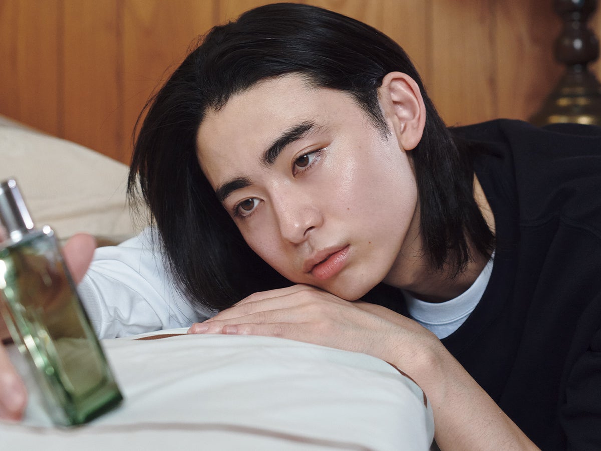 魅了される香り！ラグジュアリーブランドの傑作フレグランス、16本の