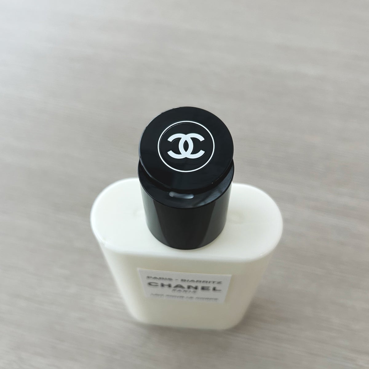 リピ買いする「シャネル」のパリ ビアリッツ ボディ ローションを香水