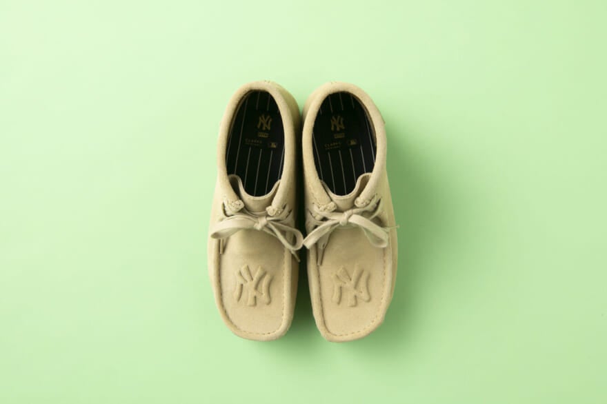 KITHとコラボした「クラークス」のワラビーブーツは履くたびにつま先を