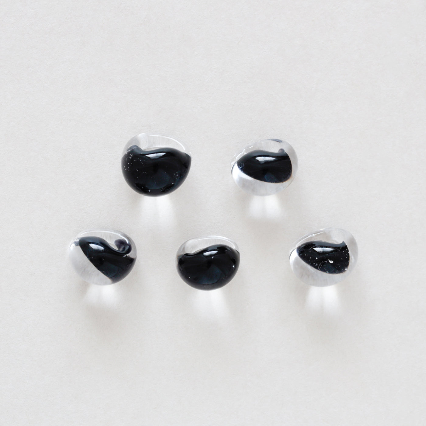 ティアドロップビーズ クリア