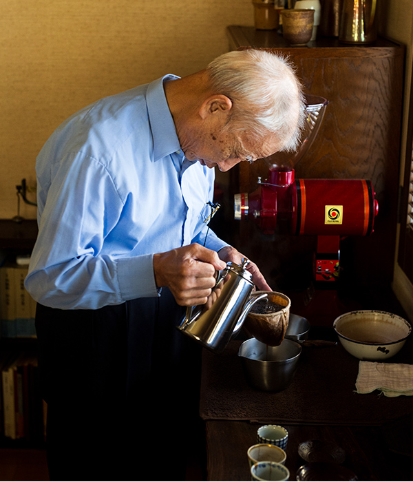 珈琲店で大事にしていたこと │ 78号 街なかの喫茶店：機関誌『水の