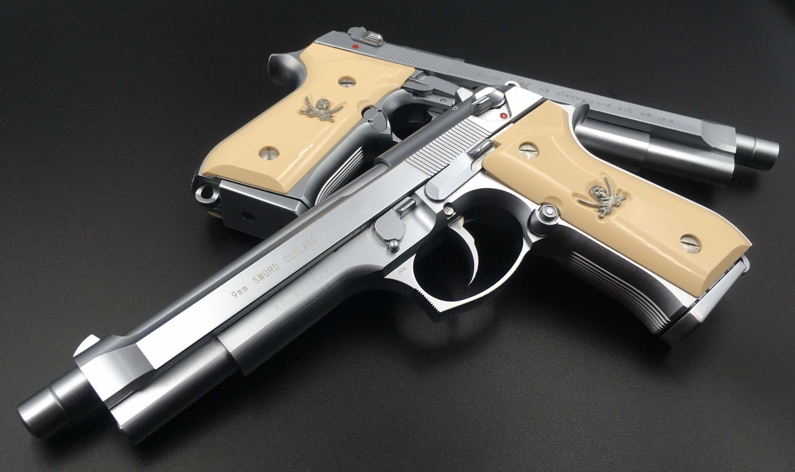 KSC製ソードカトラス2丁をレビュー！！ブラックラグーンで大活躍の