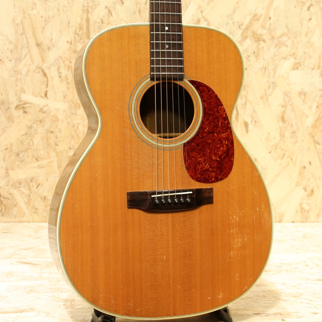 Y*売様 usedアコースティックギター /マイク・ギグケース・木製