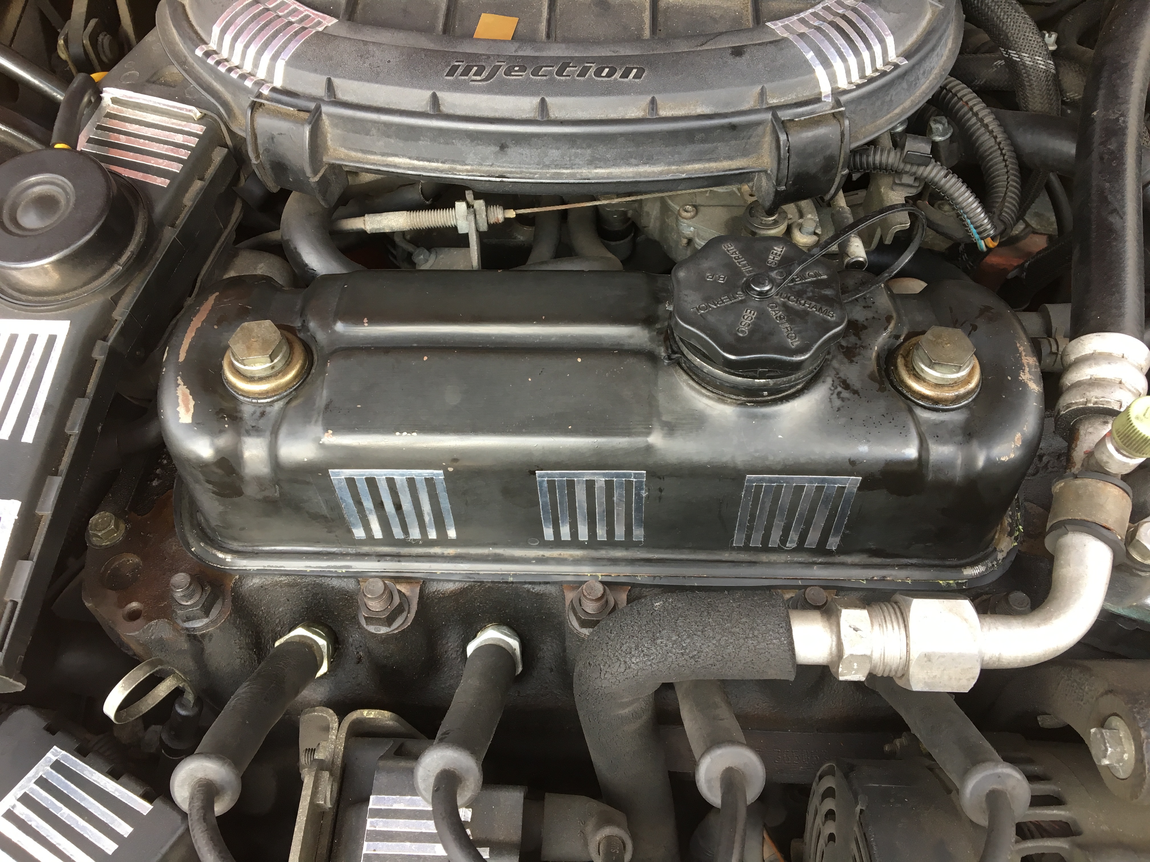 ローバーミニ：ロッカーカバーガスケットを交換する。今回はゴム製