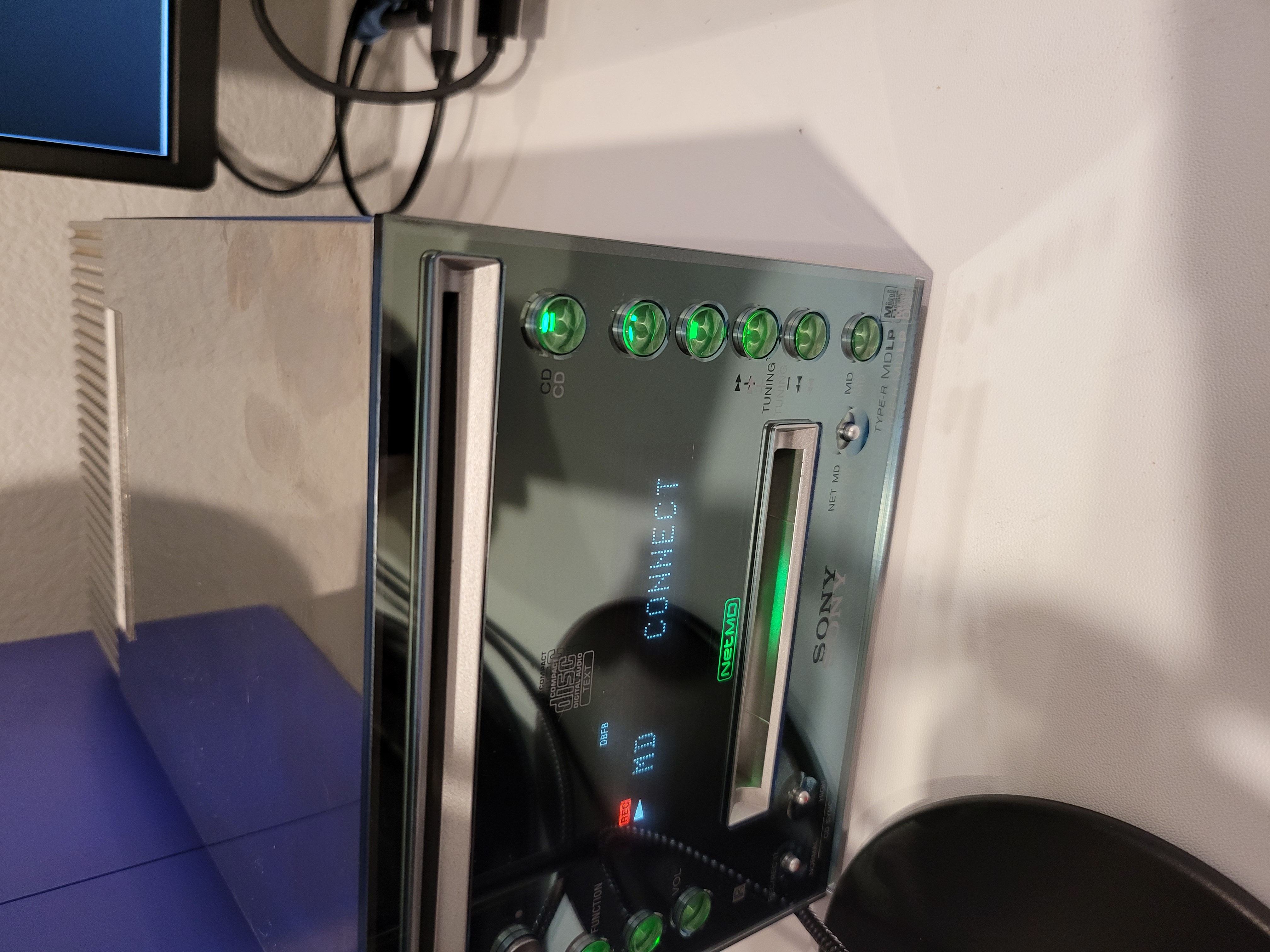 Sony CMT-C7NT [MiniDisc Wiki]