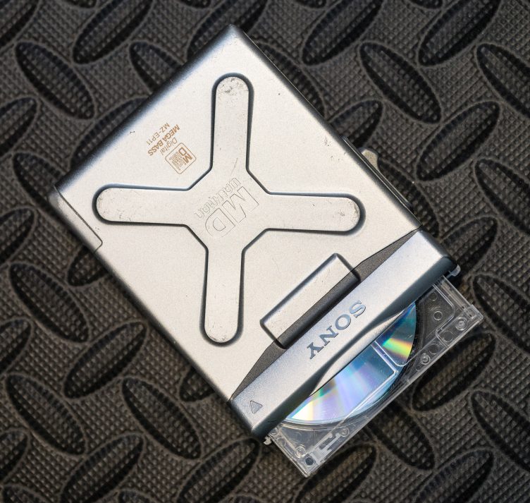 Sony MZ-EP10/MZ-EP11 [MiniDisc Wiki]