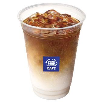 こだわりミルクのアイスカフェラテ ※高速道路店除く（2024年