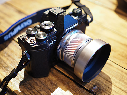 オリンパス 単焦点レンズ M.ZUIKO DIGITAL 25mm F1.8 /50mm相当（35mm