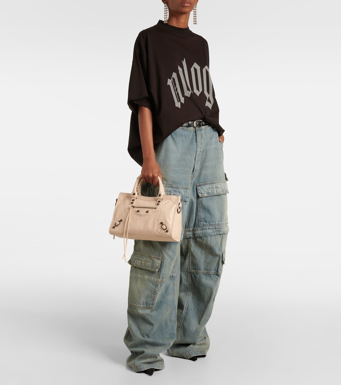 Le City Small leather tote bag in beige - Balenciaga | Mytheresa