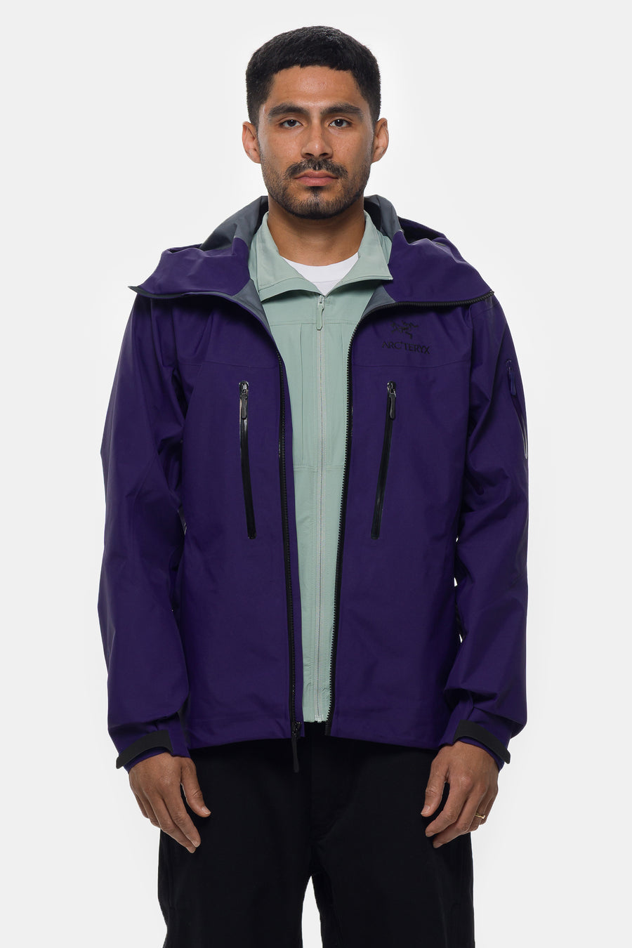 Alpha SV Jacket in Soulsonic/Black - Arc'Teryx