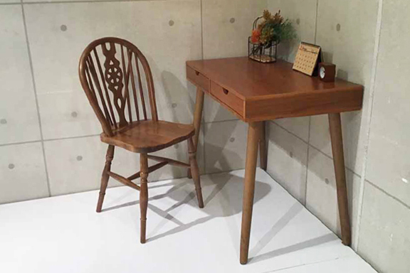 アンティーク調のウィンザーチェア | NOCEノーチェ 家具・インテリア通販