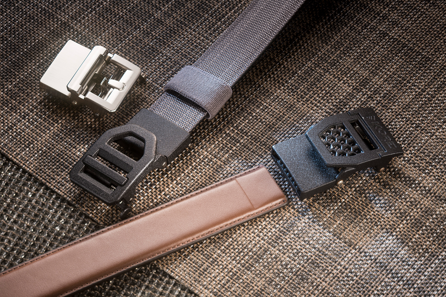 コアエッセンシャルズ バッファローレザー ガンベルト 1.5インチ幅