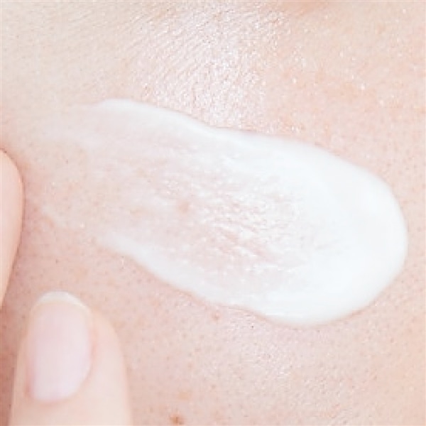 クリーム(通常購入): シリーズから探す / ナリスオンラインストア , 公式