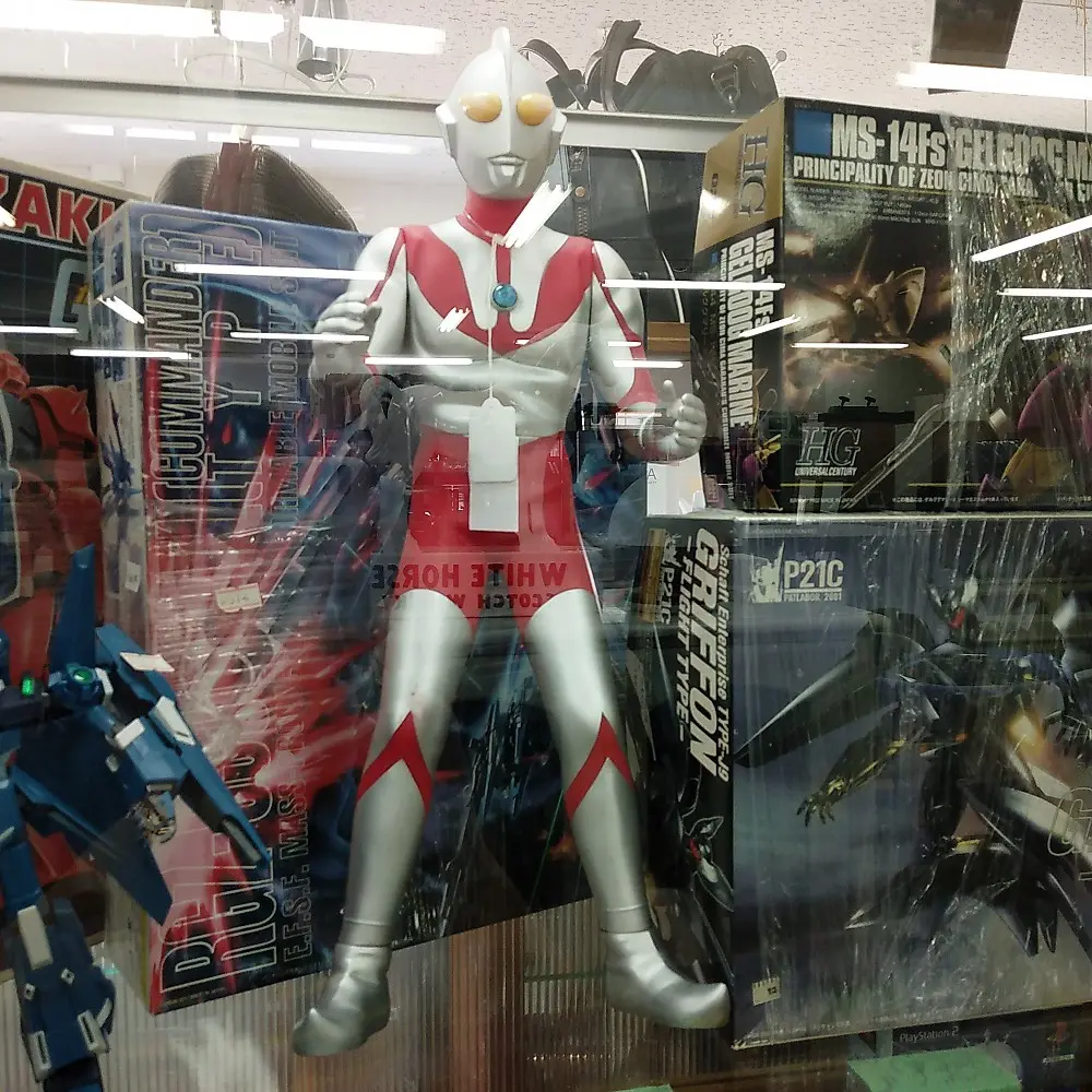 西川田店 ウルトラマンフィギュア - ニューフロンティア | 宇都宮市/不