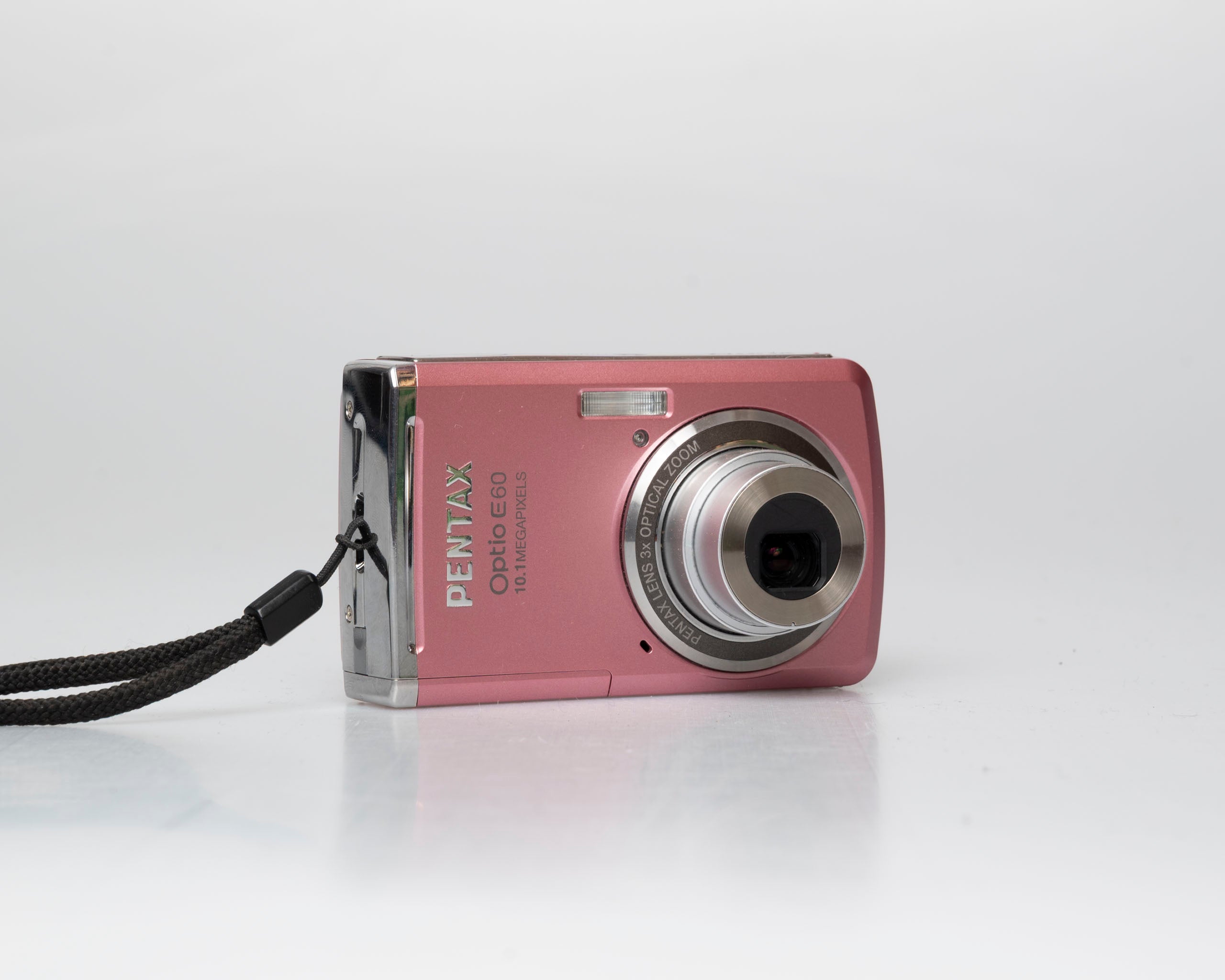 Pentax Optio E60 pink 10 megapixel digicam w/ 8GB SD card + case