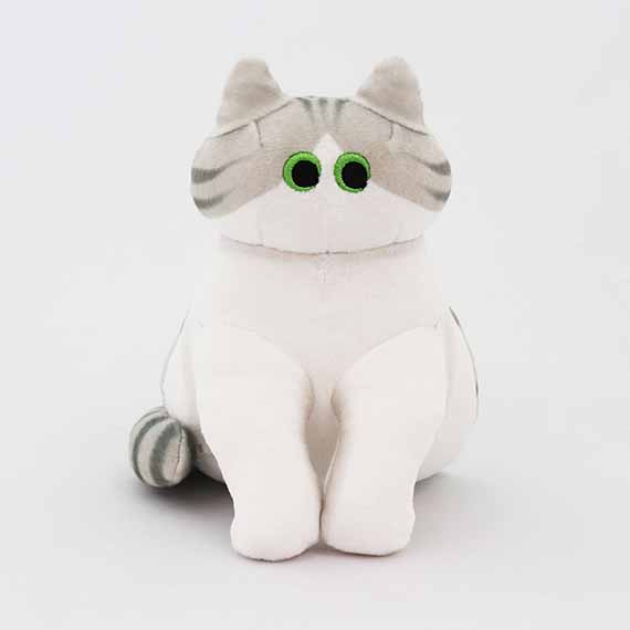 大人気イラストレーターコラボのかわいい猫ぬいぐるみが登場